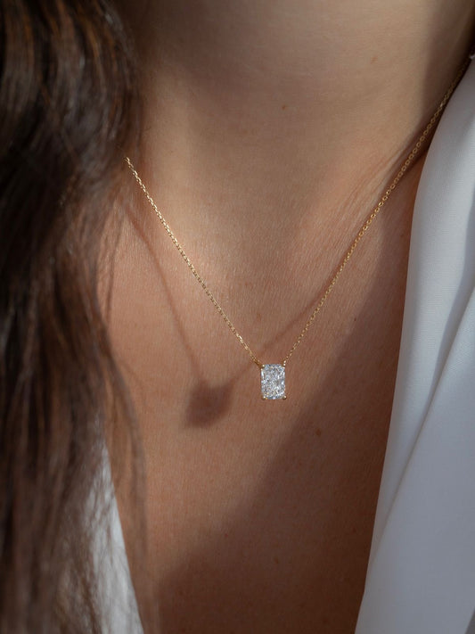 Dije Solitario Diamante IGI 1qt Oro 14k